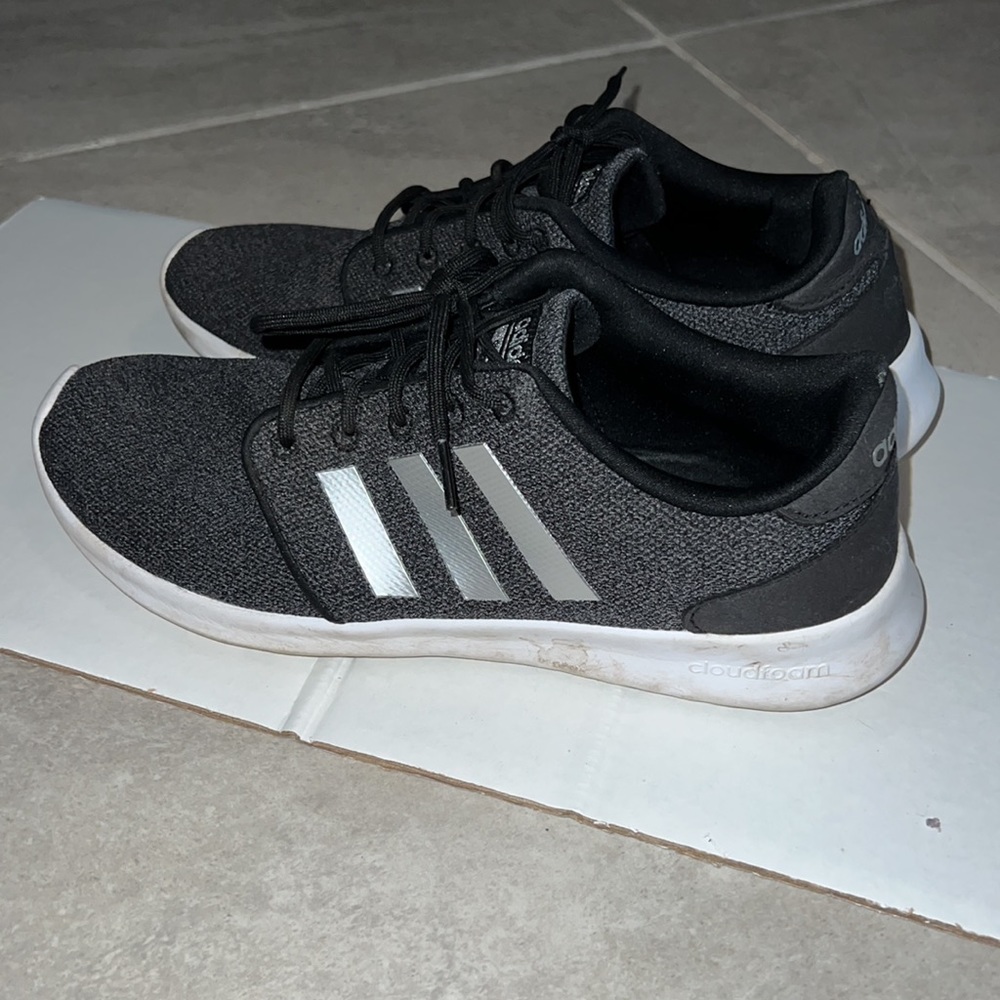 Adidas Cloud Foam Shoes - Picture 5 of 9